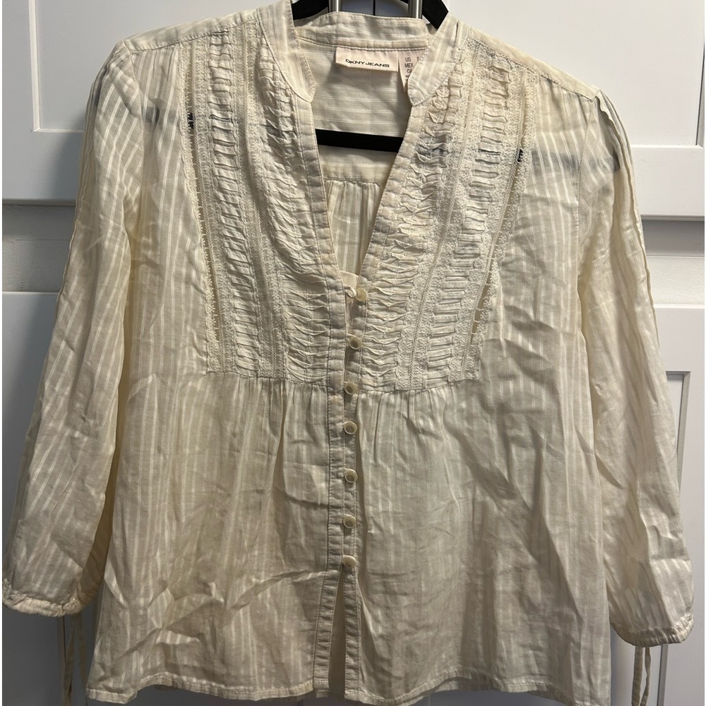 Beautiful DKNY blouse